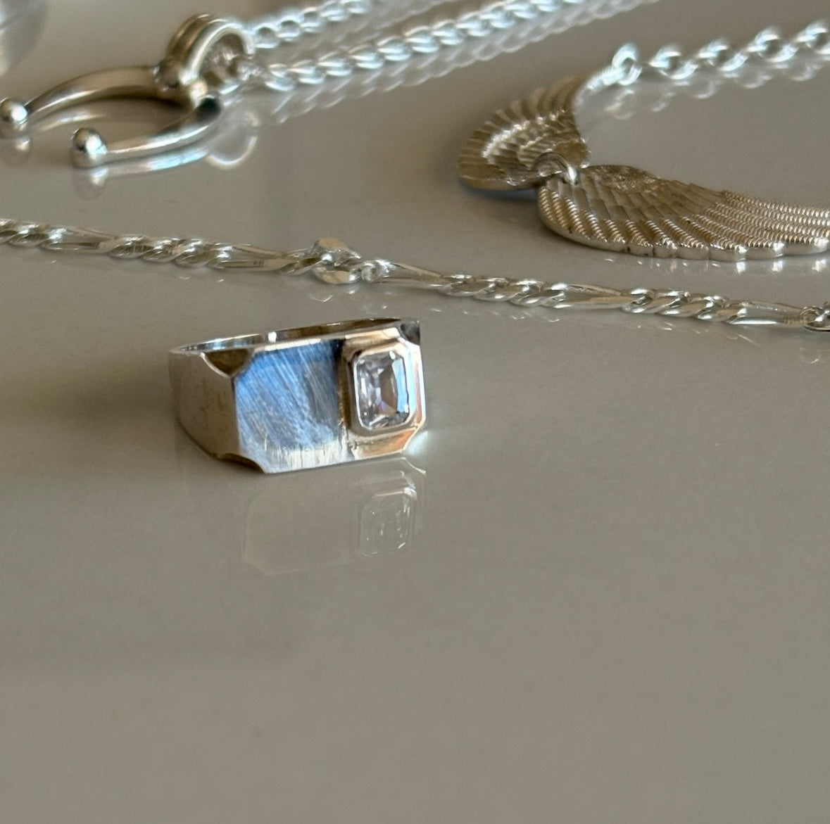 Anillo ROKY